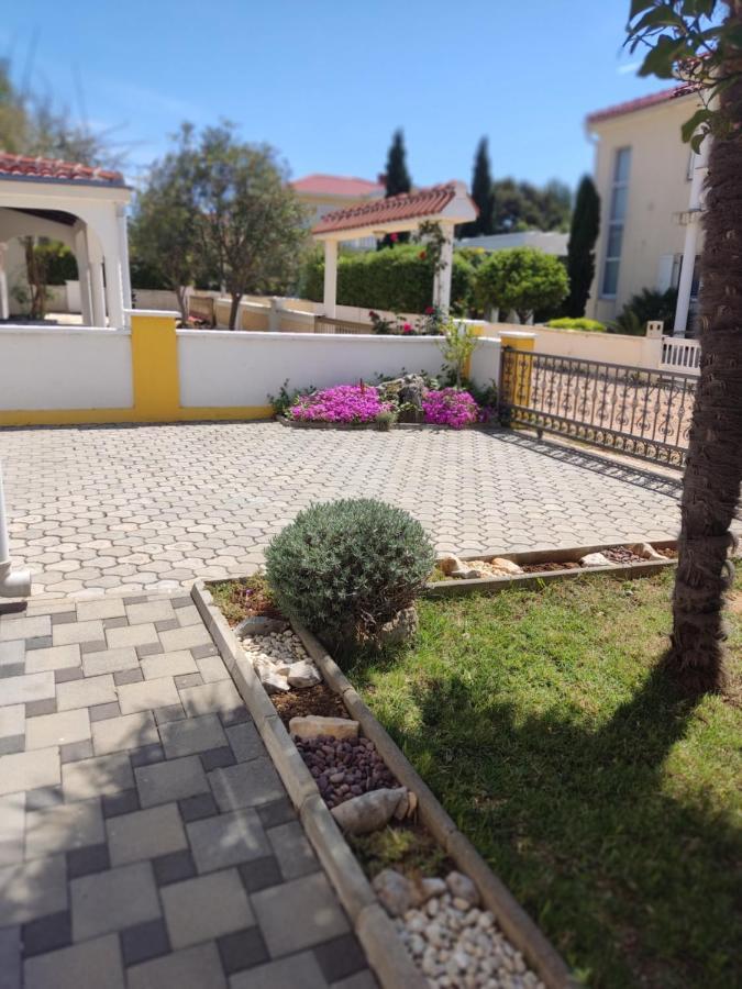 Apartman Car Vir Dış mekan fotoğraf